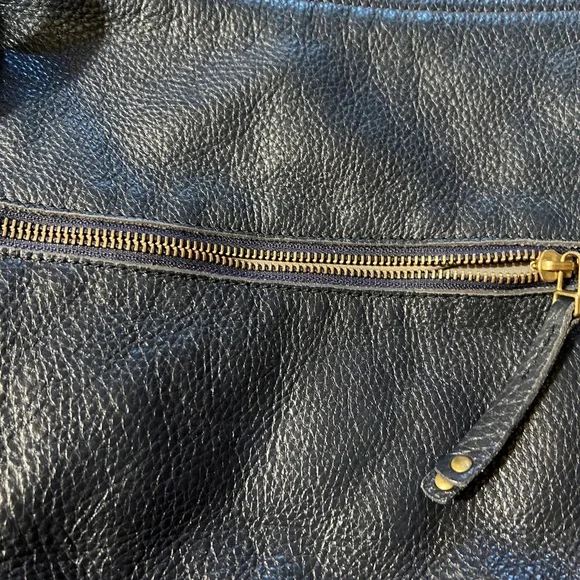 Navy Blue Roots Purse - Picture 12 of 12